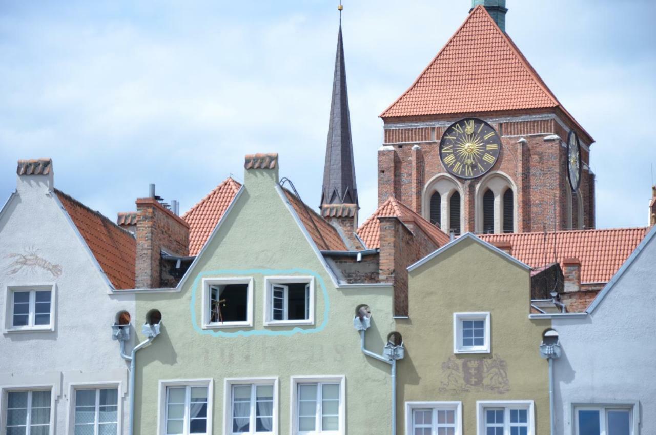 Apartment Above Motlawa Gdańsk Kültér fotó